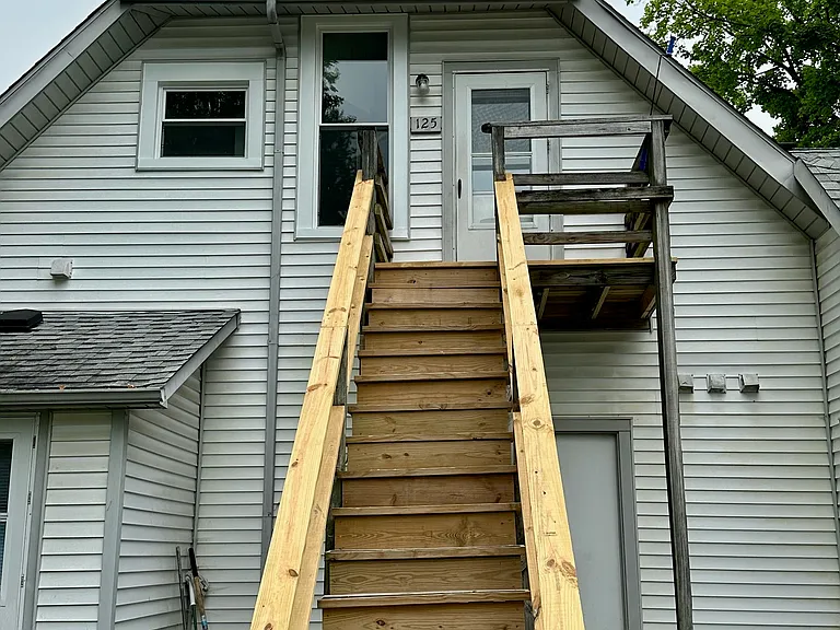 121-125 N Jefferson St — Photo 1