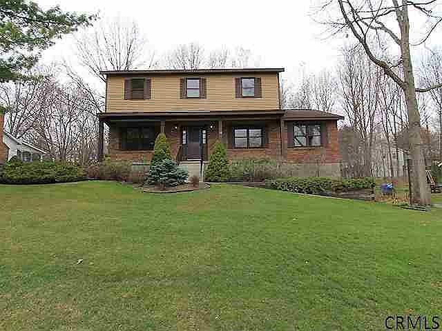1st image of 12 Mountainwood Dr