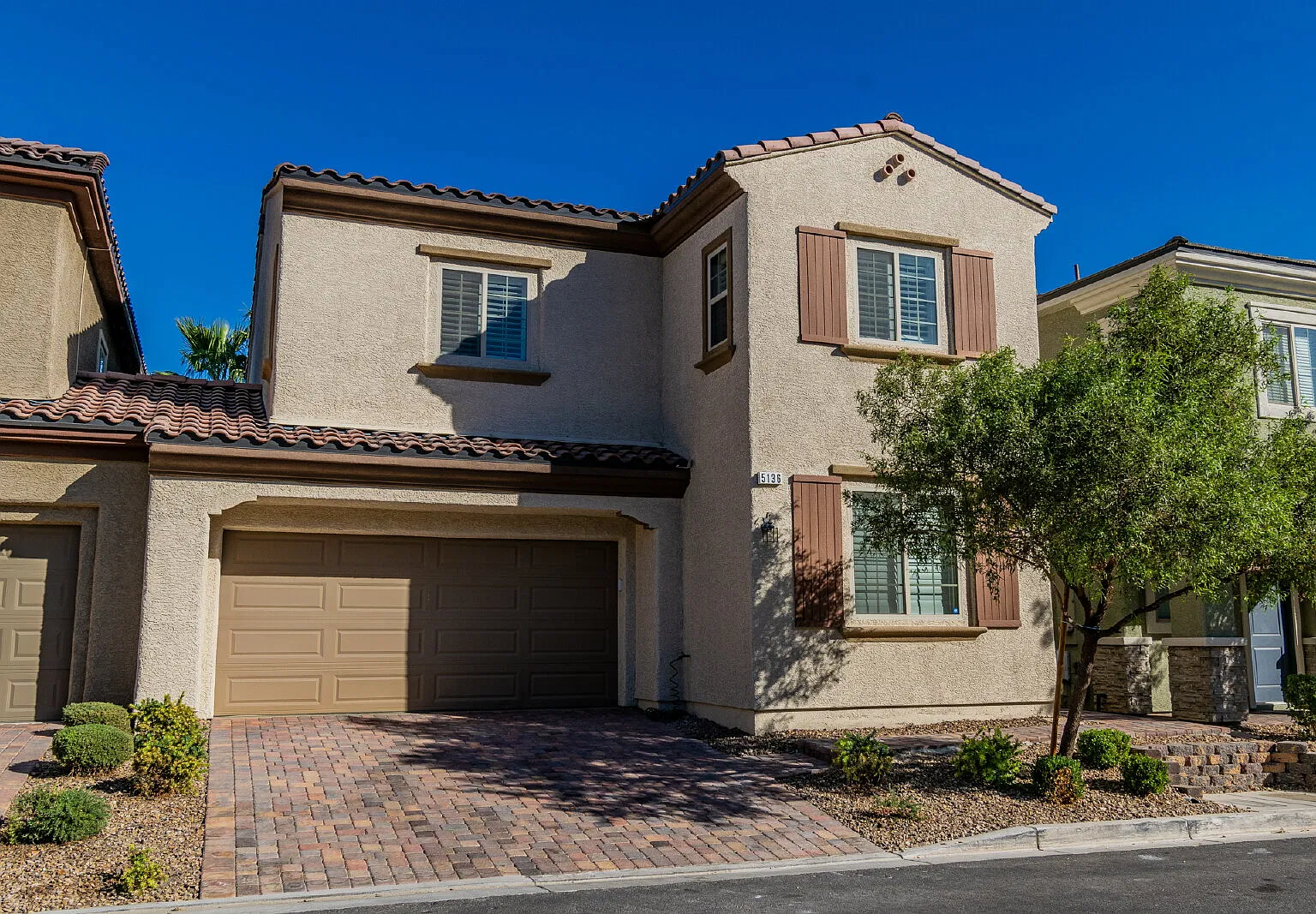 4 bed, 3.0 bath, 2104 sqft, $2,700 — Photo 1