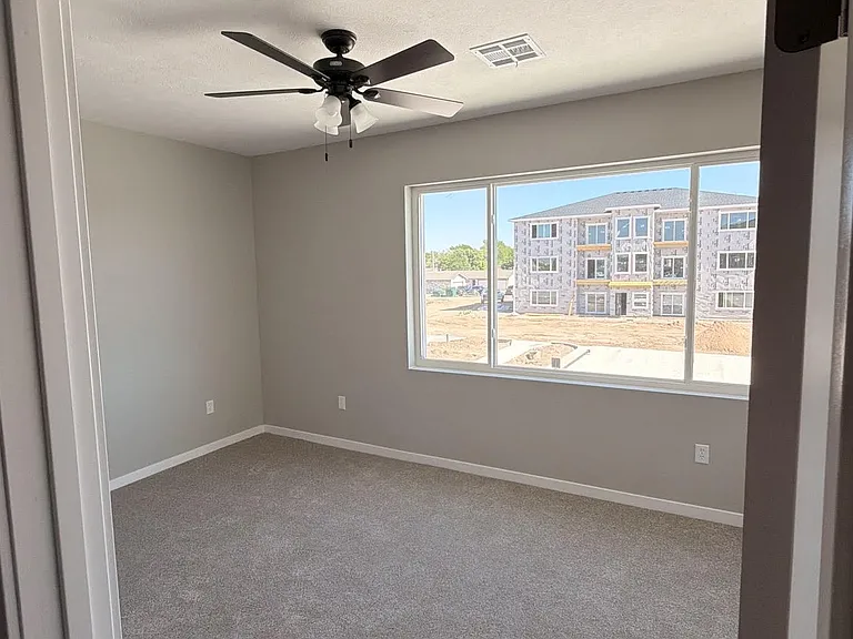 1819 Palace Dr #2C — Photo 2
