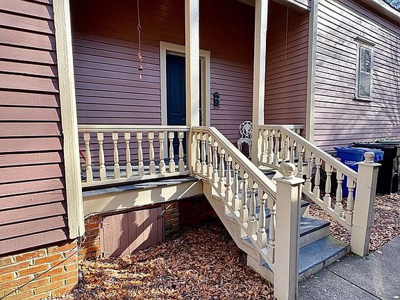 3rd image of 110 7th St