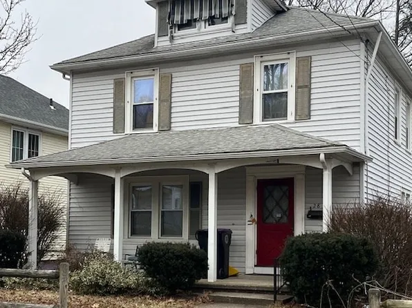 28 Portland St, Holyoke, MA 01040