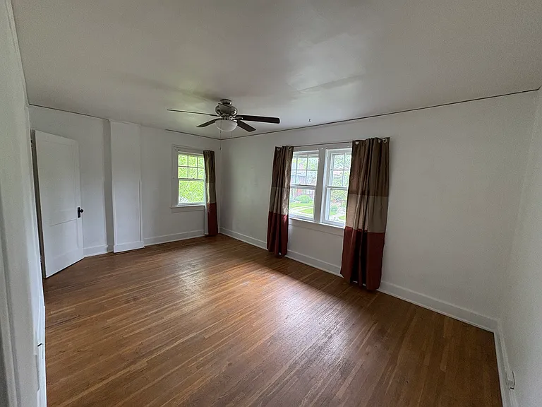 320 Lincoln Ave — Photo 21