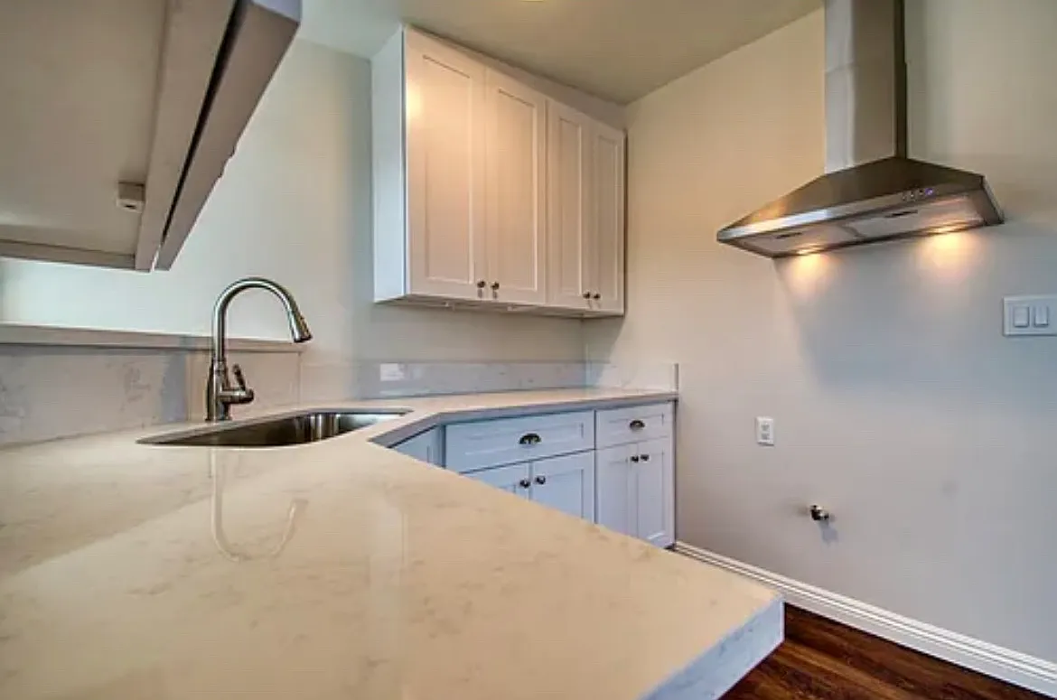 1 bed, 600 sqft, $1,995 — Photo 2