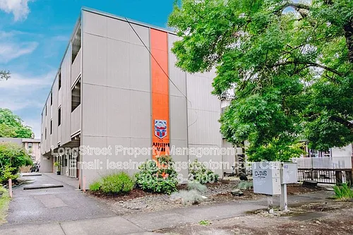 115 NW 15th St Photo 1