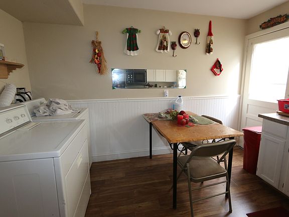 5th image of 27 & 28 Windermere Dr