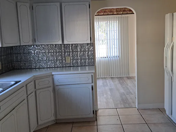3565 58th Ave N, Saint Petersburg, FL 33714