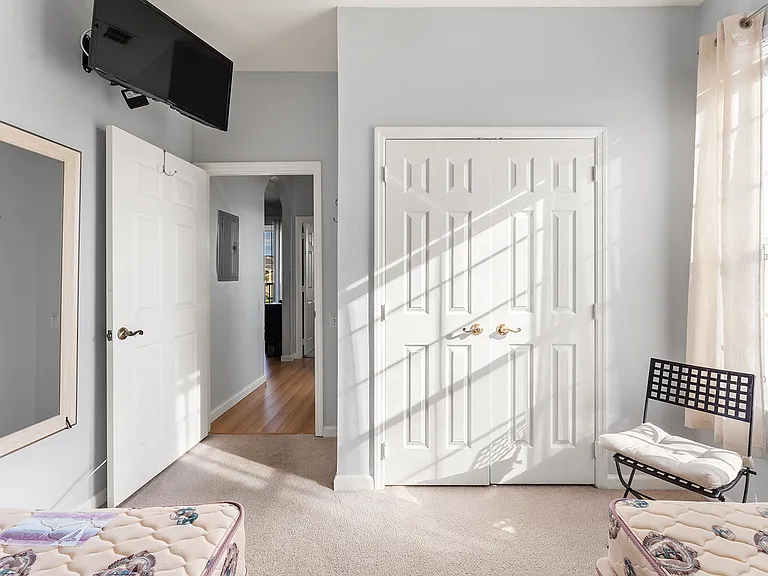 8102 Princess Palm Ln #305 — Photo 16