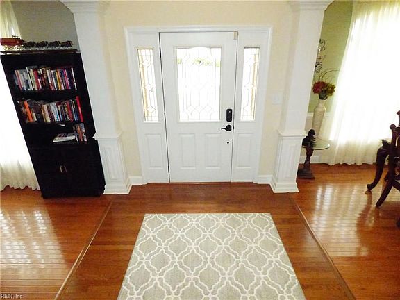 3rd image of 1314 Dominion Lakes Blvd