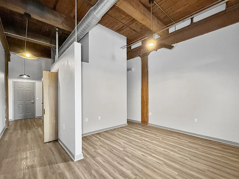 Emery Lofts — Photo 25