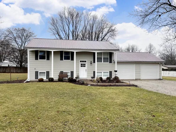 2240 Royal Center Pike, Logansport, IN 46947