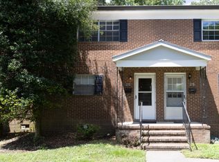 400 Davie Rd APT 26, Carrboro, NC 27510