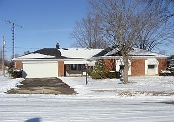 2nd image of 827 Glenstone Ct