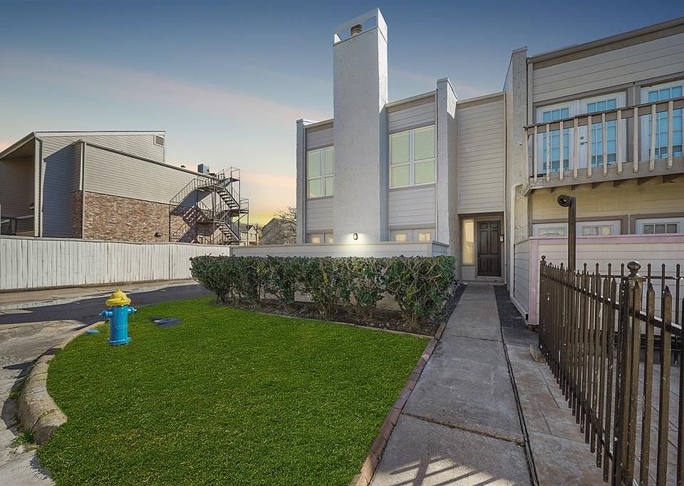 1st image of 6019 Winsome Lane #7