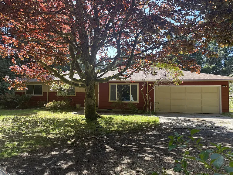 9540 SE Cedar St — Photo 2