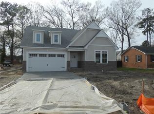 702 Argyll St, Chesapeake, VA 23320