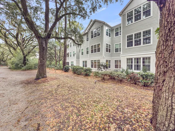 60 Fenwick Hall Aly APT 314, Johns Island, SC 29455