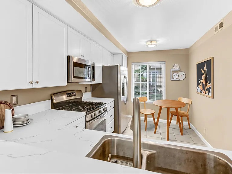 3575 Caminito Carmel Lndg — Photo 13