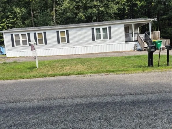 548 Mercer Rd, Butler, PA 16001