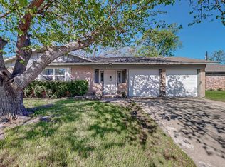 4011 Redstone Rd, Denton, TX 76209