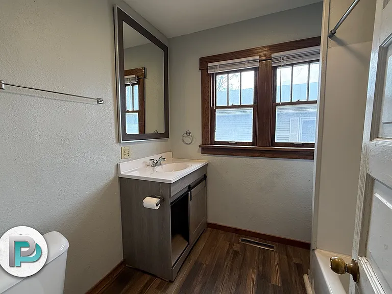 1108 S Federal Ave — Photo 9