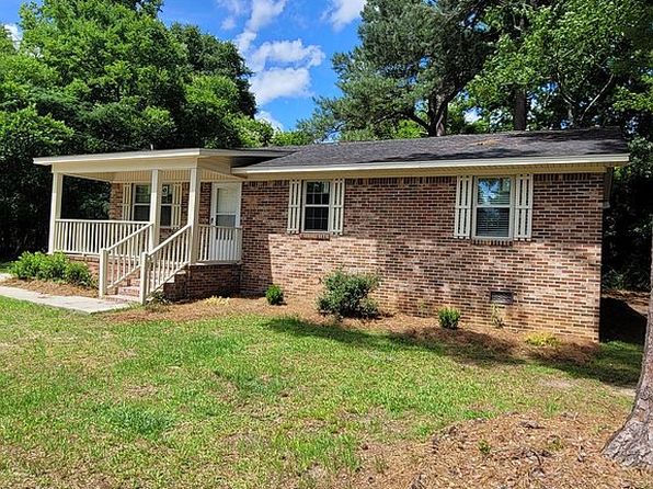 125 Wisteria St
