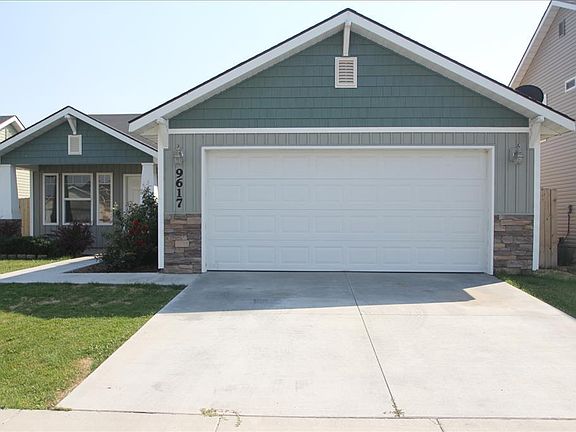 3rd image of 9617 W Bigwood Dr