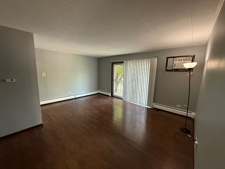 12715 S La Crosse Ave #202 — Photo 6