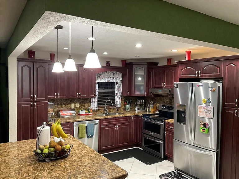 4770 NW 85th Ave — Photo 7