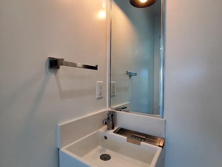 2337 1/2 Crenshaw Blvd #2337-1/2 — Photo 19