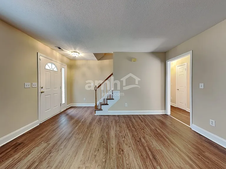 4880 Manteo Ln — Photo 8