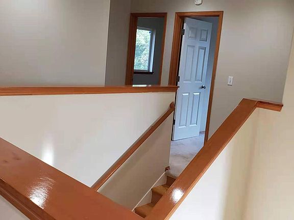 4th image of 3115 169th St SW