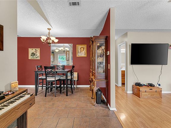 5th image of 2151 Wood Tree Ct