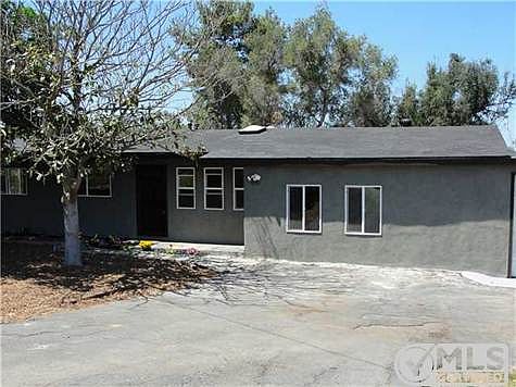 2nd image of 915 S Melrose Dr