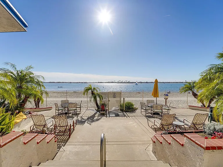 3920 Riviera Dr #U — Photo 14
