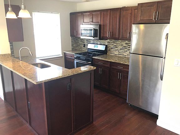 2nd image of 18 Harmon St APT 2B