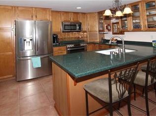 1372 Windemere Ln, Tustin, CA 92780