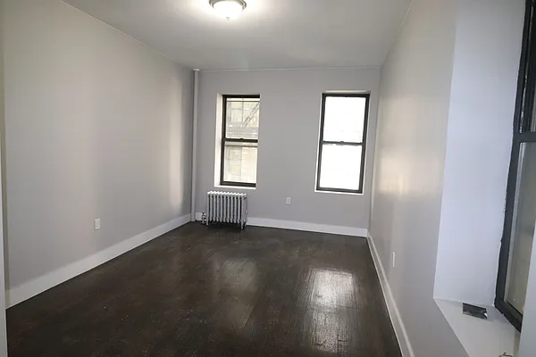 Rented by Bruma Realty LLC | media 34