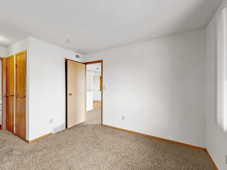 Washington Manor — Photo 32