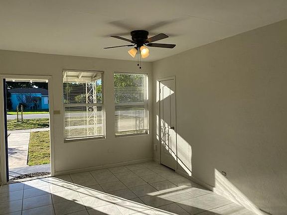5th image of 333 S Swinton Ave #A