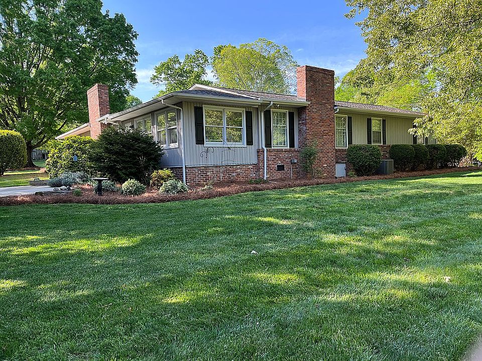 1st image of 631 Brentwood Ct
