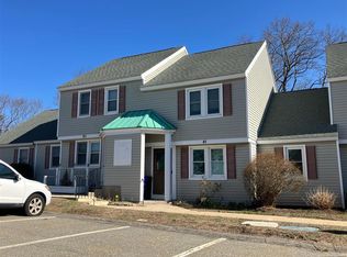 84 Victoria Heights Rd, Hyde Park, MA 02136