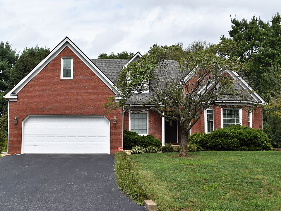 1st image of 1512 Barley Way