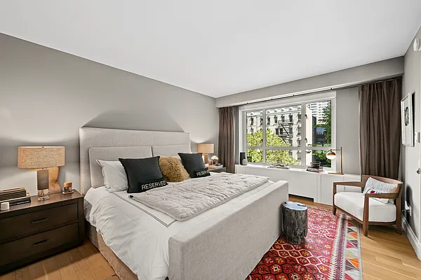 Sold by Corcoran | media 23