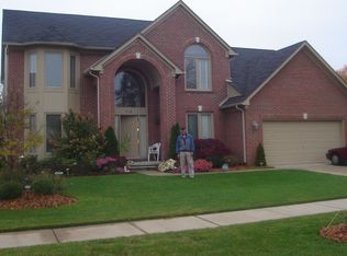1134 Cadmus Dr, Troy, MI 48085