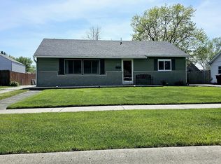 107 Bentwood Dr, Greenwood, IN 46143
