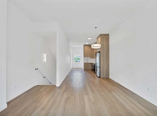 101 N Panatella Sq NW #209, Calgary, AB T3K 2R9