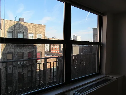 Rented by Lisa Management | media 8