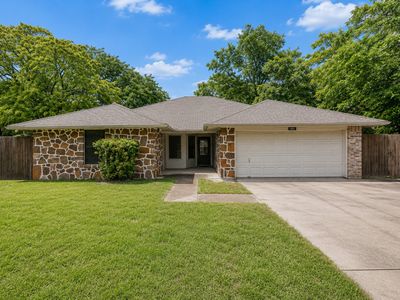 1001 Rosebud Dr, Azle, TX, 76020