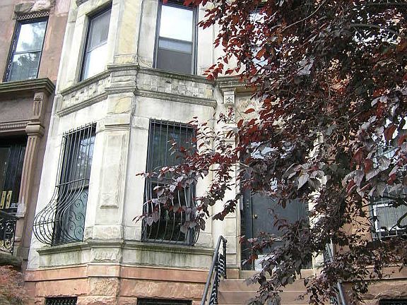 2nd image of 486 2nd St #2